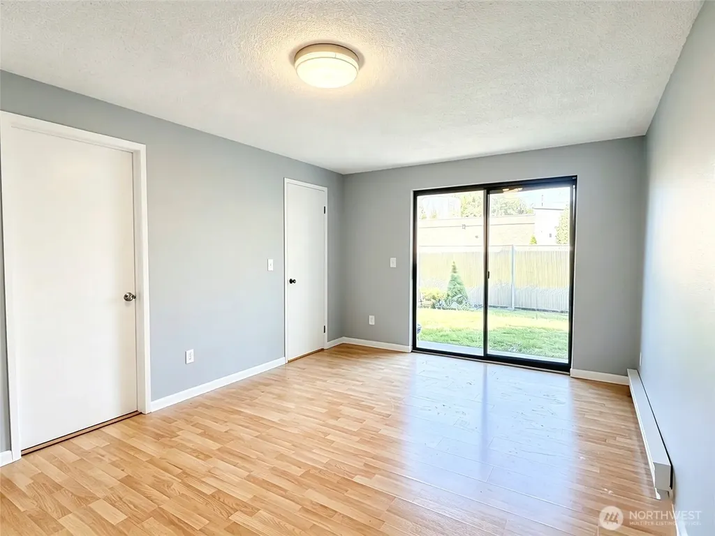 1313 W James Street Kent WA 98032