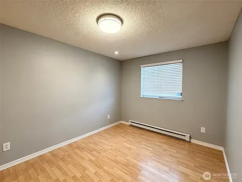 1313 W James Street Kent WA 98032