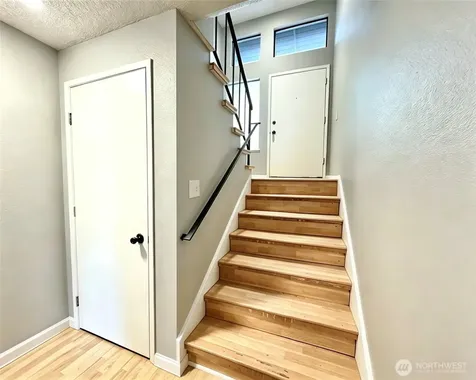 1313 W James Street Kent WA 98032
