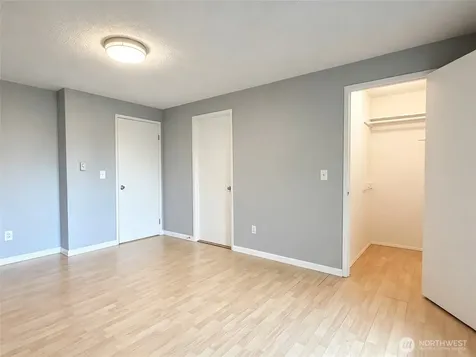 1313 W James Street Kent WA 98032
