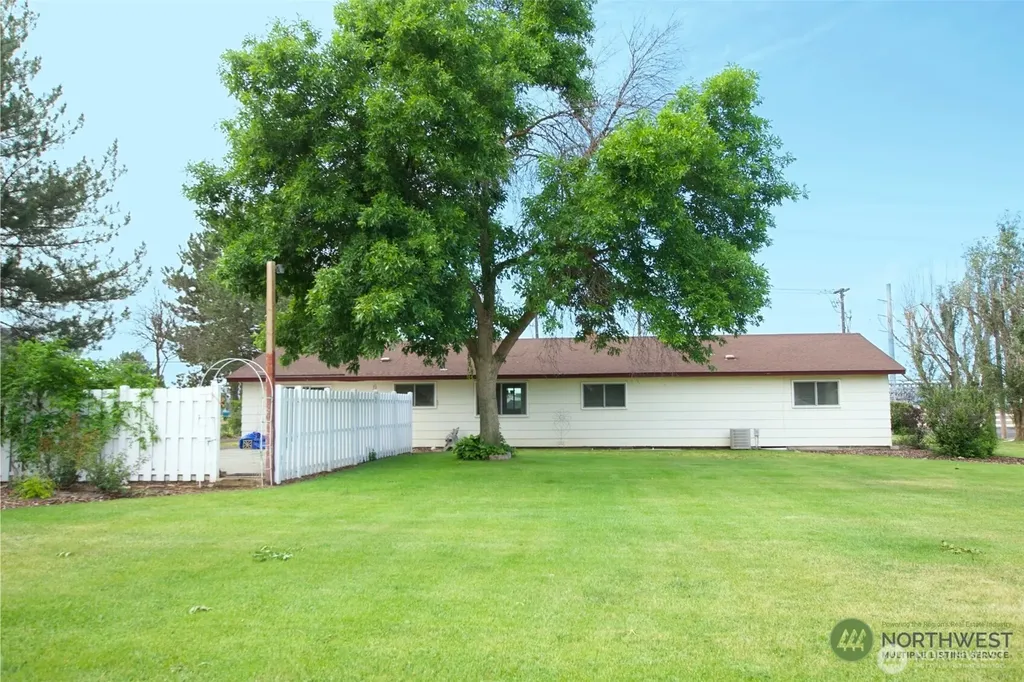 11298 Nelson Road NE Moses Lake WA 98837