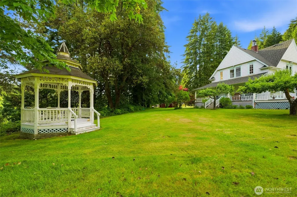 12835 Price Road SE Olalla WA 98359