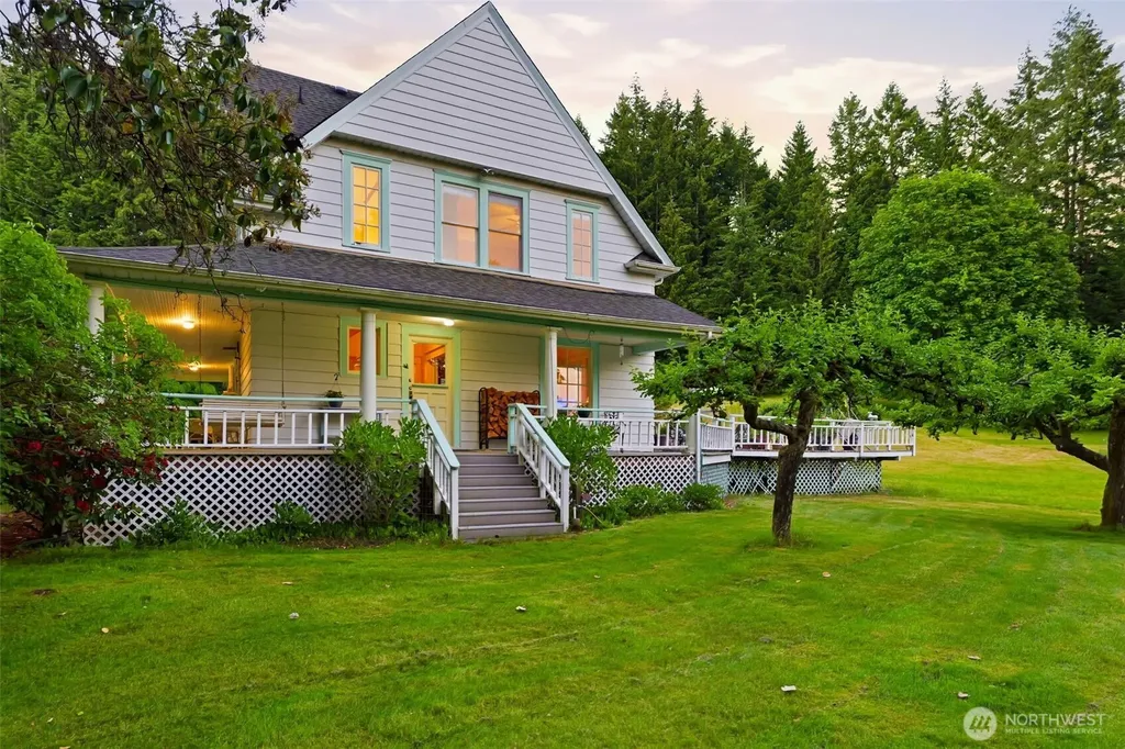 12835 Price Road SE Olalla WA 98359