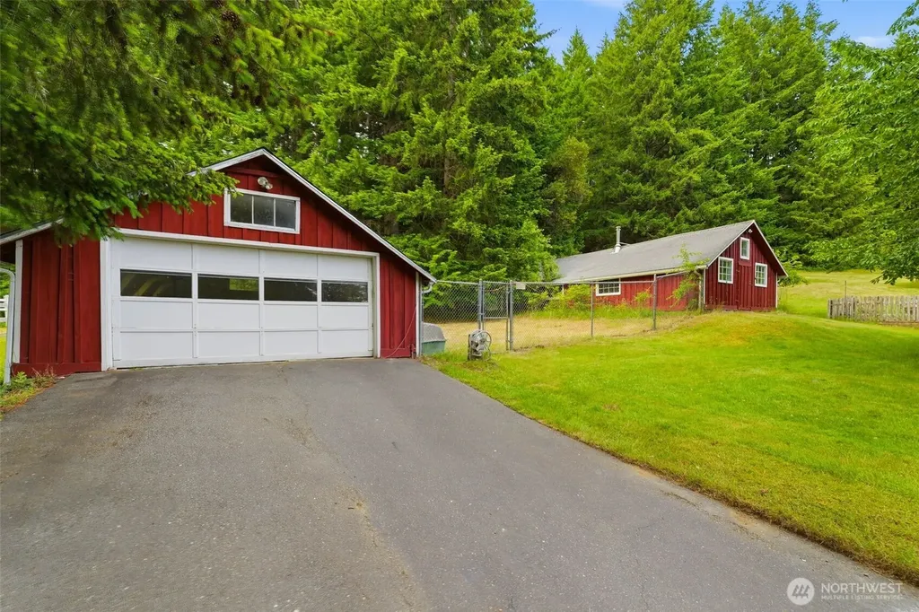 12835 Price Road SE Olalla WA 98359