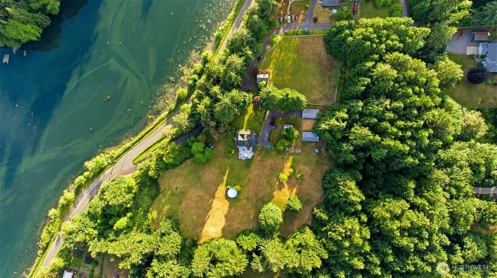 12835 Price Road SE Olalla WA 98359