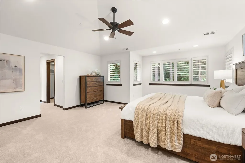 19503 204th Avenue NE Woodinville WA 98077