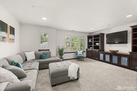 19503 204th Avenue NE Woodinville WA 98077