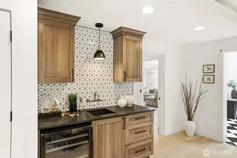 2506 159th Avenue SE Bellevue WA 98008
