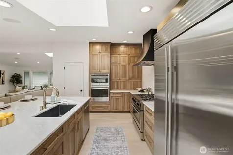 2506 159th Avenue SE Bellevue WA 98008