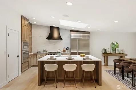 2506 159th Avenue SE Bellevue WA 98008