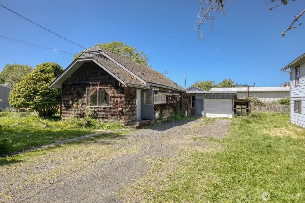 314 E Schley Street Aberdeen WA 98520