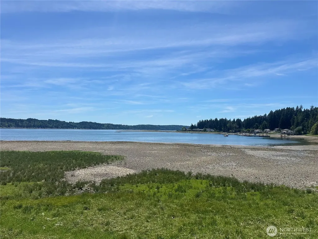 41 NE Sundstrom Road Belfair WA 98528