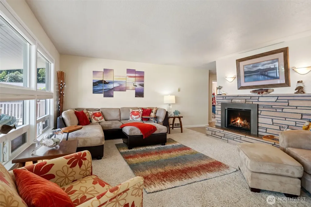 41 NE Sundstrom Road Belfair WA 98528
