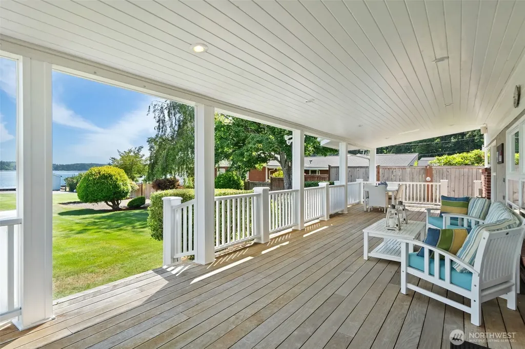 41 NE Sundstrom Road Belfair WA 98528