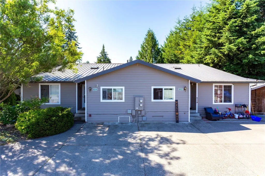 602 Redwood Lane Sedro Woolley WA 98284