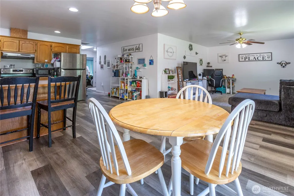 602 Redwood Lane Sedro Woolley WA 98284
