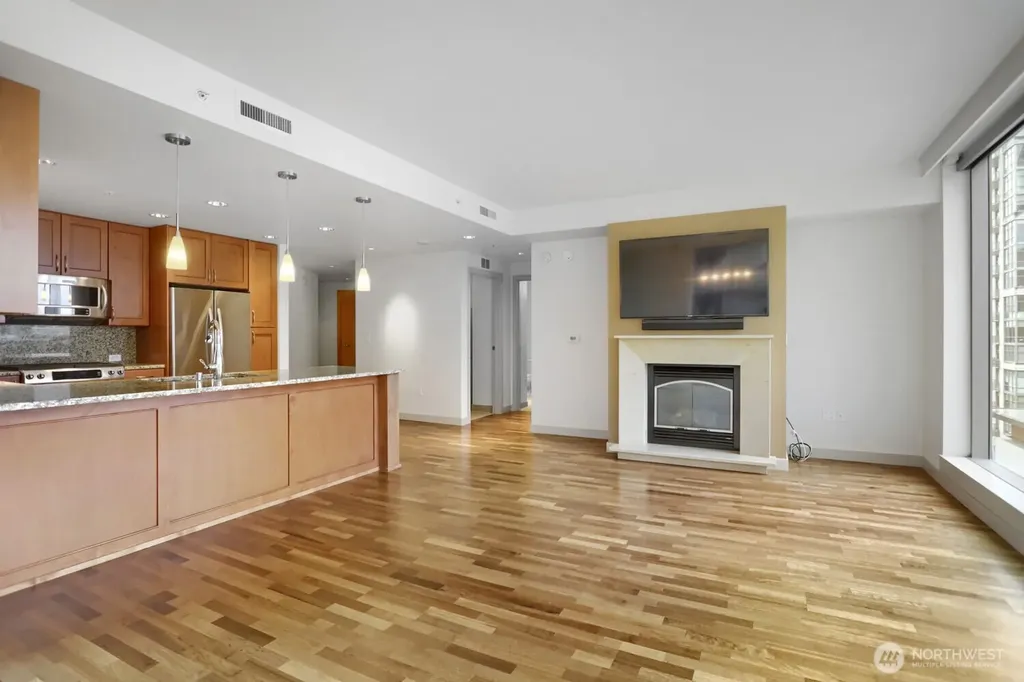 10650 NE 9th Place Bellevue WA 98004