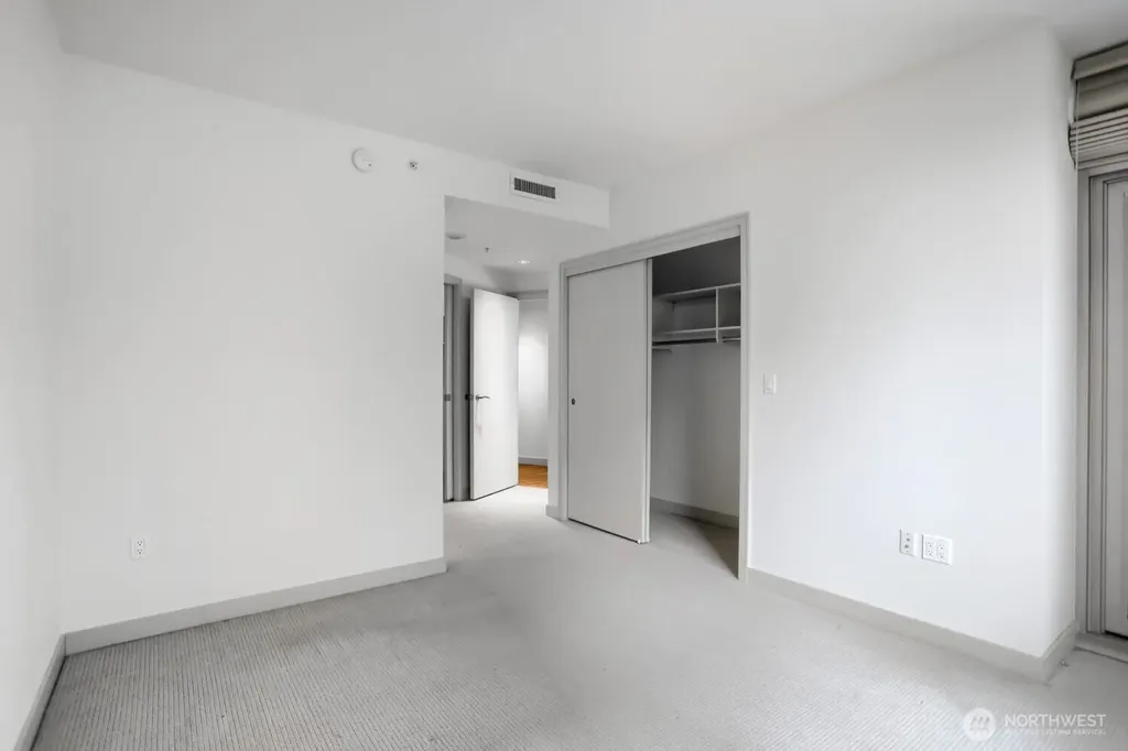 10650 NE 9th Place Bellevue WA 98004