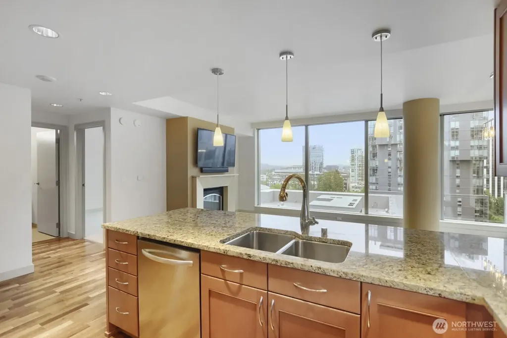 10650 NE 9th Place Bellevue WA 98004