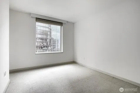 10650 NE 9th Place Bellevue WA 98004