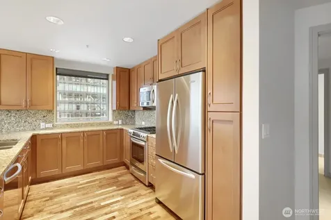 10650 NE 9th Place Bellevue WA 98004