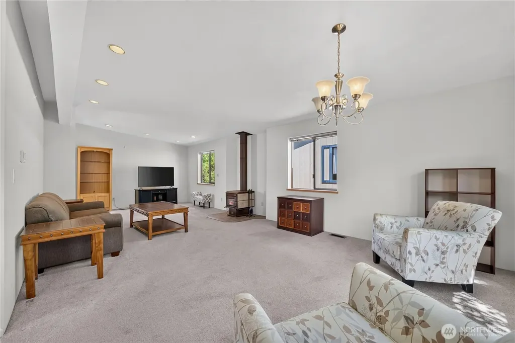 24030 10th Place W Bothell WA 98021