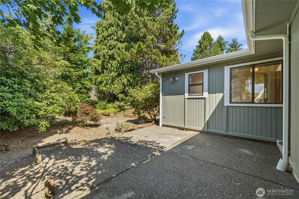 24030 10th Place W Bothell WA 98021
