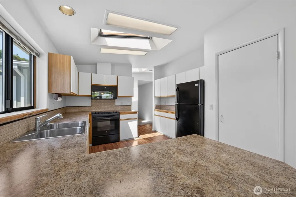 24030 10th Place W Bothell WA 98021