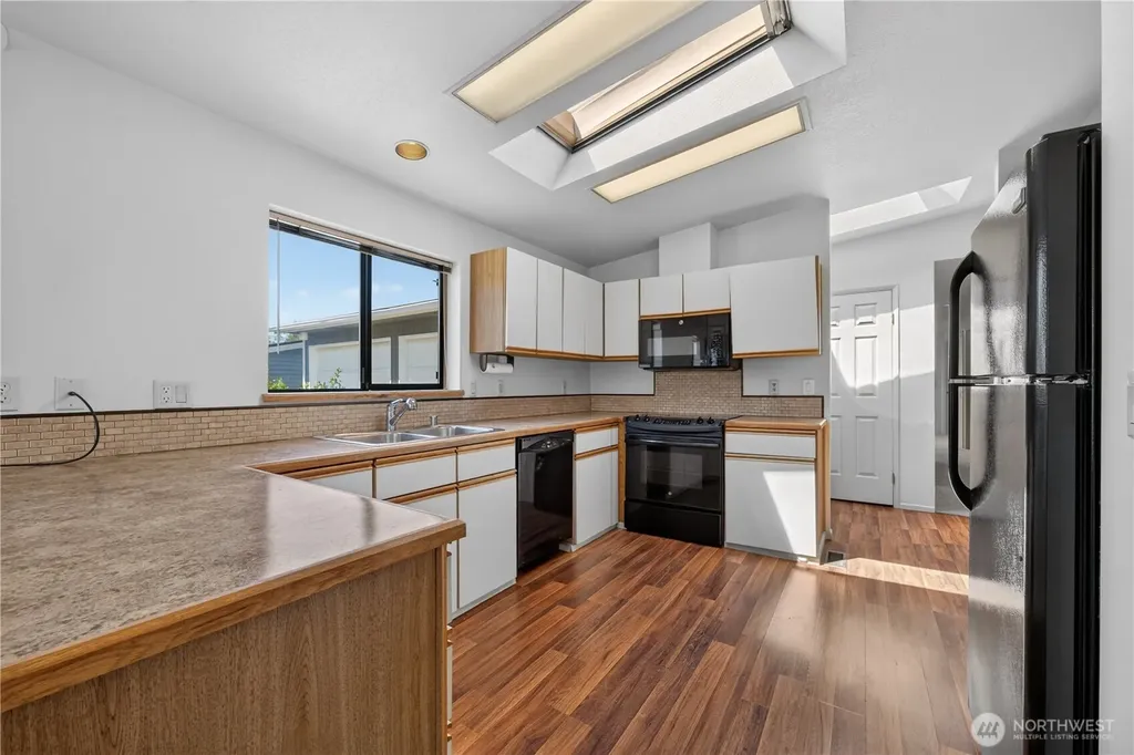 24030 10th Place W Bothell WA 98021