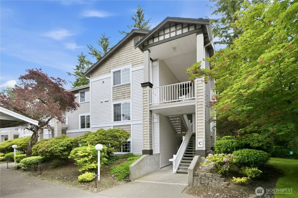 25235 SE Klahanie Boulevard Sammamish WA 98029