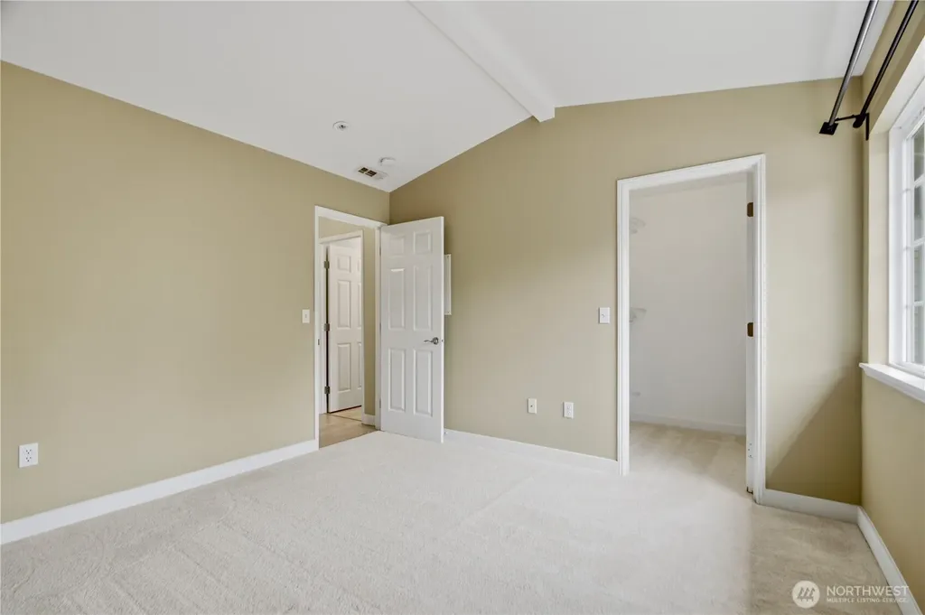 25235 SE Klahanie Boulevard Sammamish WA 98029