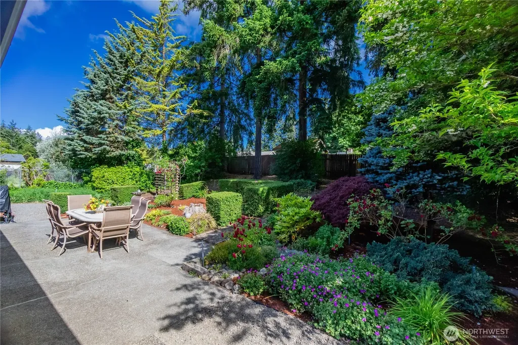 10201 SW 120th Street Lakewood WA 98498