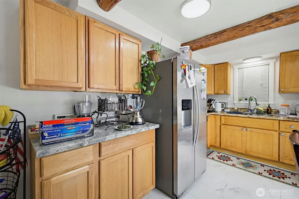 35835 13th Avenue SW Federal Way WA 98023