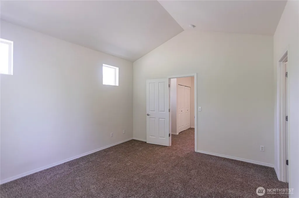3800 Lanyard Drive NE Lacey WA 98516