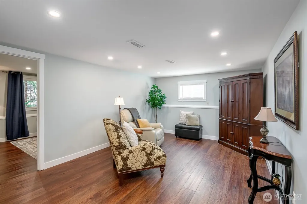 3018 SW 339th Street Federal Way WA 98023