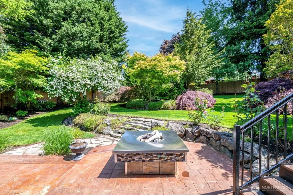 3018 SW 339th Street Federal Way WA 98023
