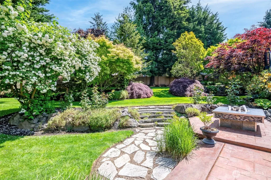 3018 SW 339th Street Federal Way WA 98023