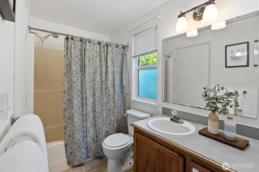 5848 Olive Avenue NE Bremerton WA 98311