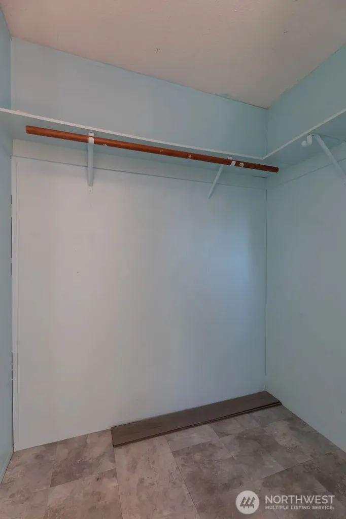 21 Simmons Street Sekiu WA 98381
