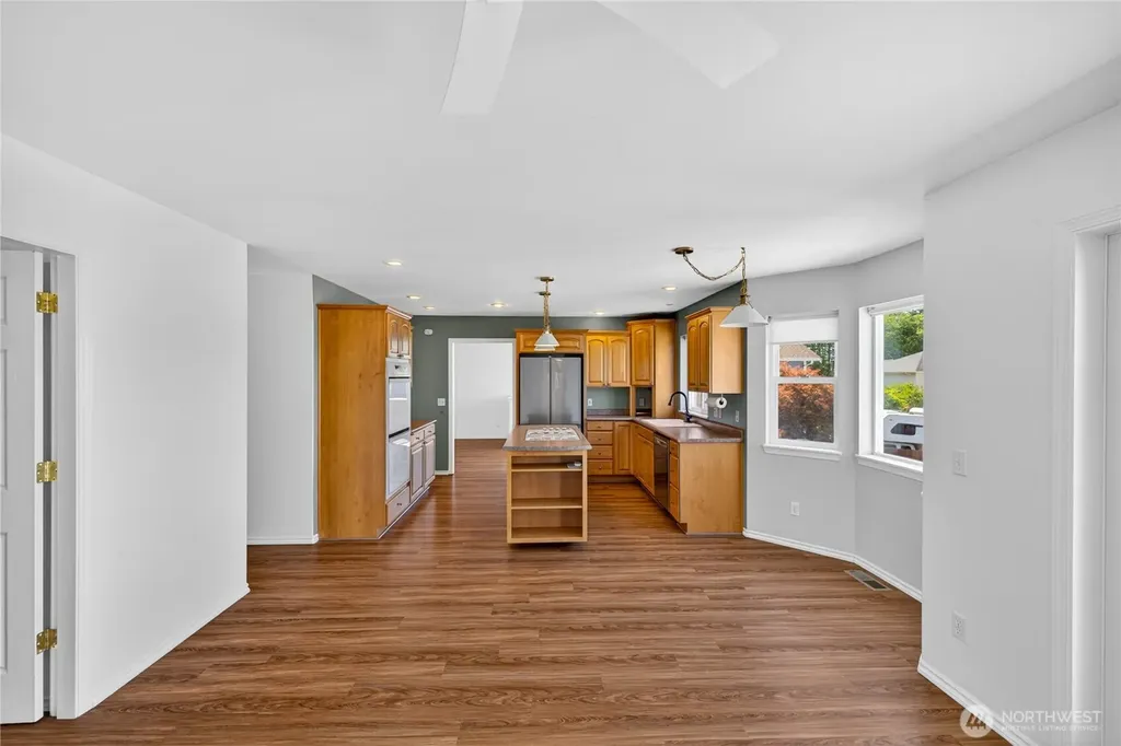 3712 W 8th Street Anacortes WA 98221