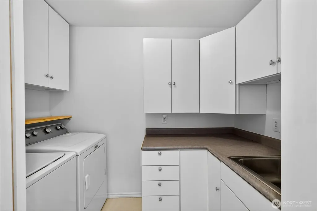 3712 W 8th Street Anacortes WA 98221