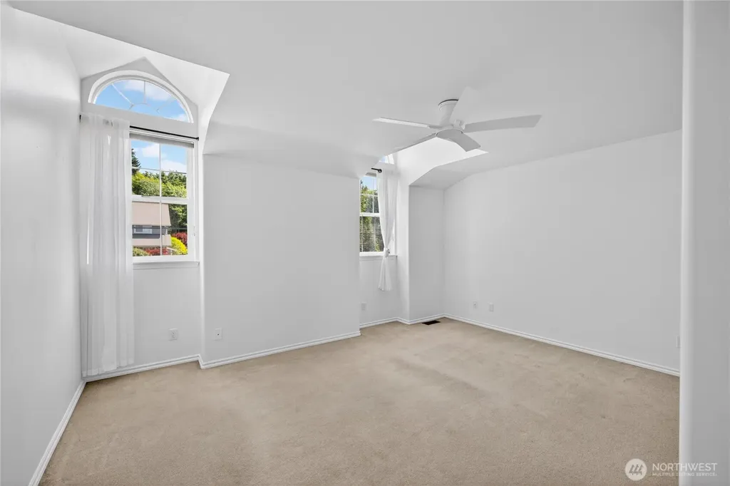 3712 W 8th Street Anacortes WA 98221