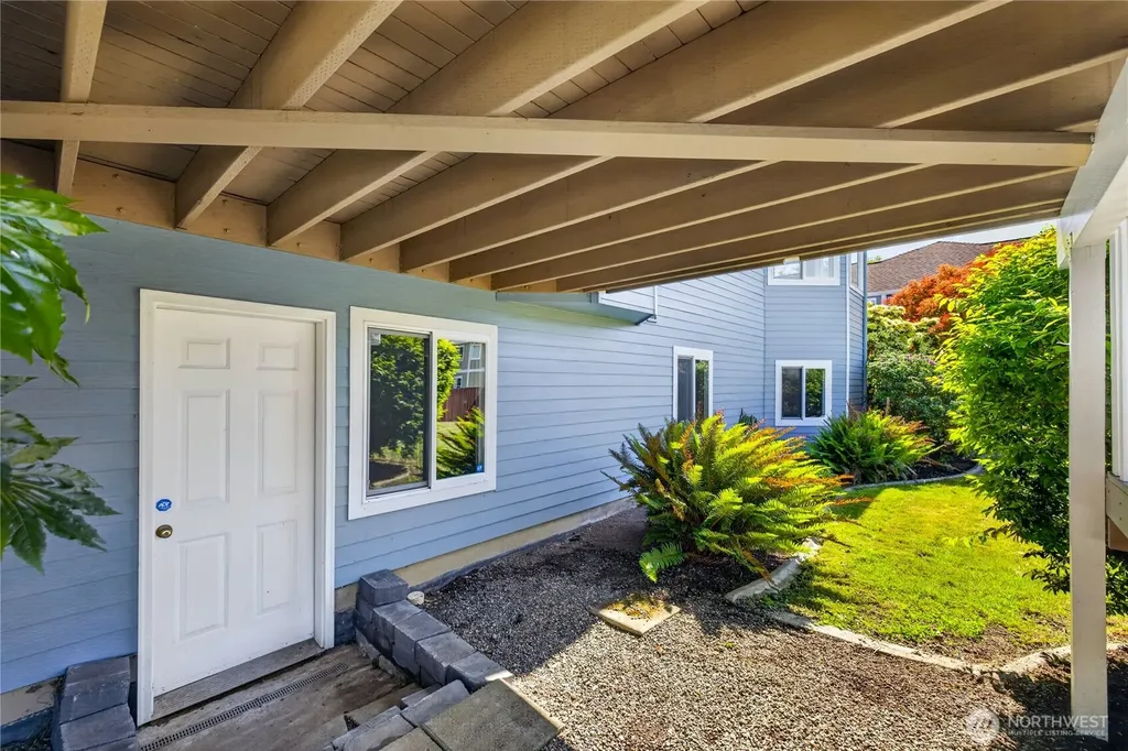 3712 W 8th Street Anacortes WA 98221