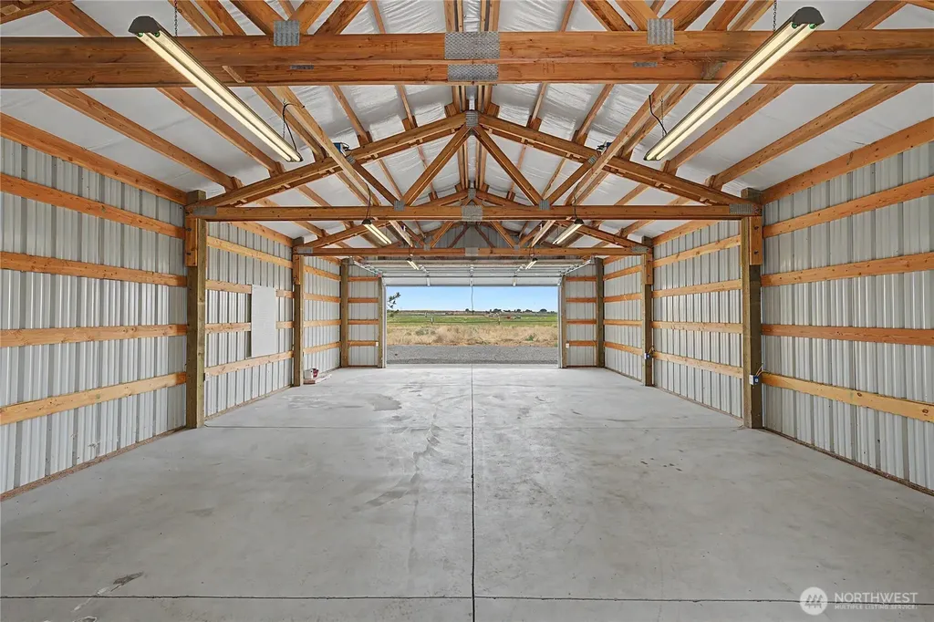 5749 SE J.2 Moses Lake WA 98837