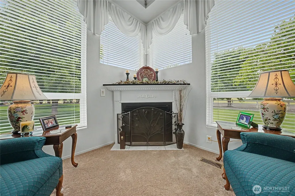 5749 SE J.2 Moses Lake WA 98837