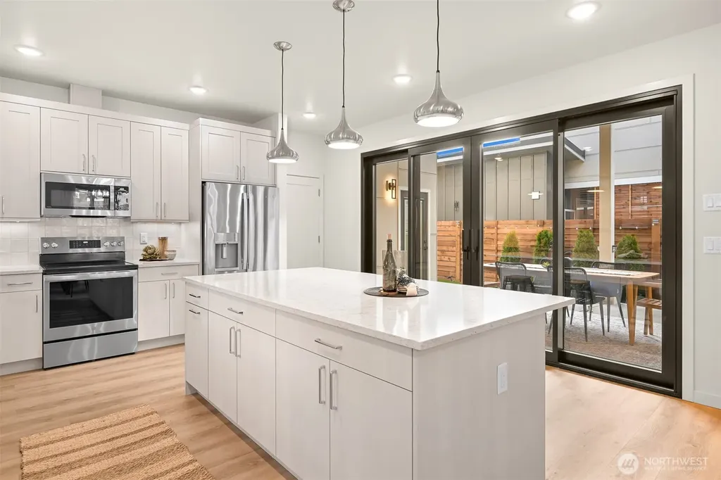 4268 Creston Way Bellingham WA 98226