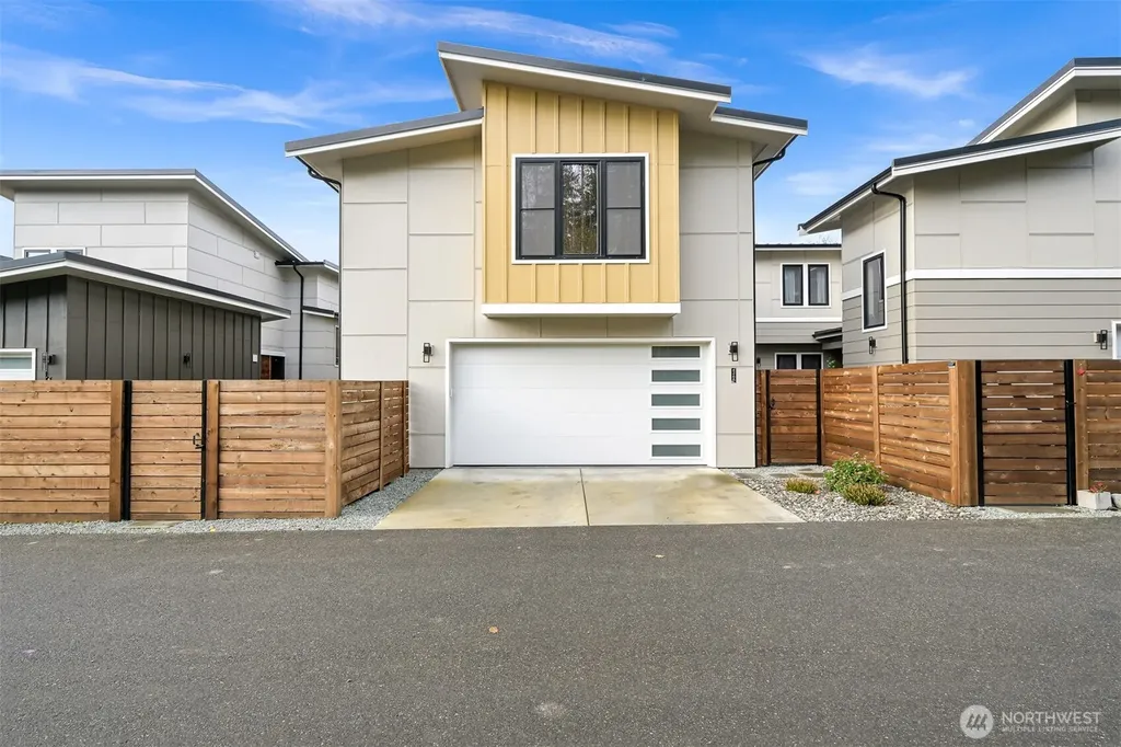 4268 Creston Way Bellingham WA 98226