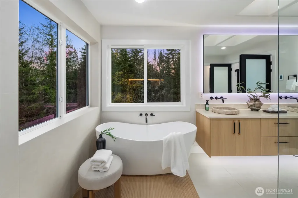 22439 SE 313th Place Black Diamond WA 98010