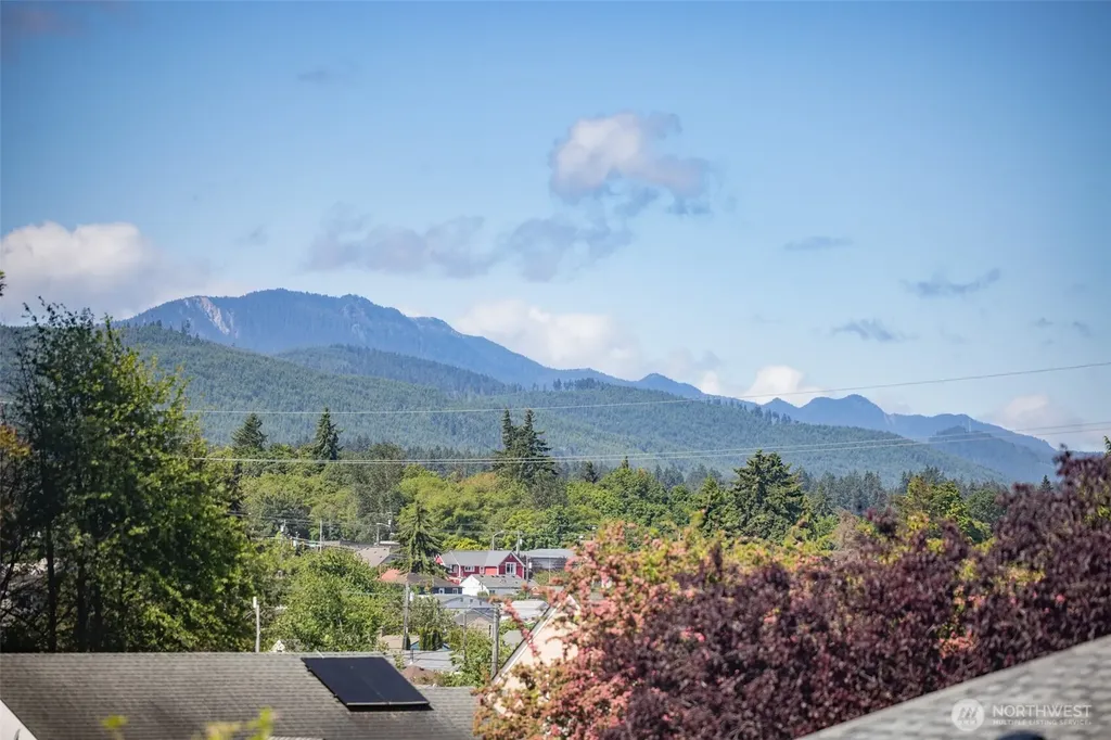 218 S Jones Street Port Angeles WA 98362
