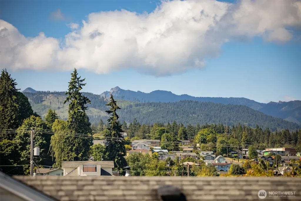 218 S Jones Street Port Angeles WA 98362